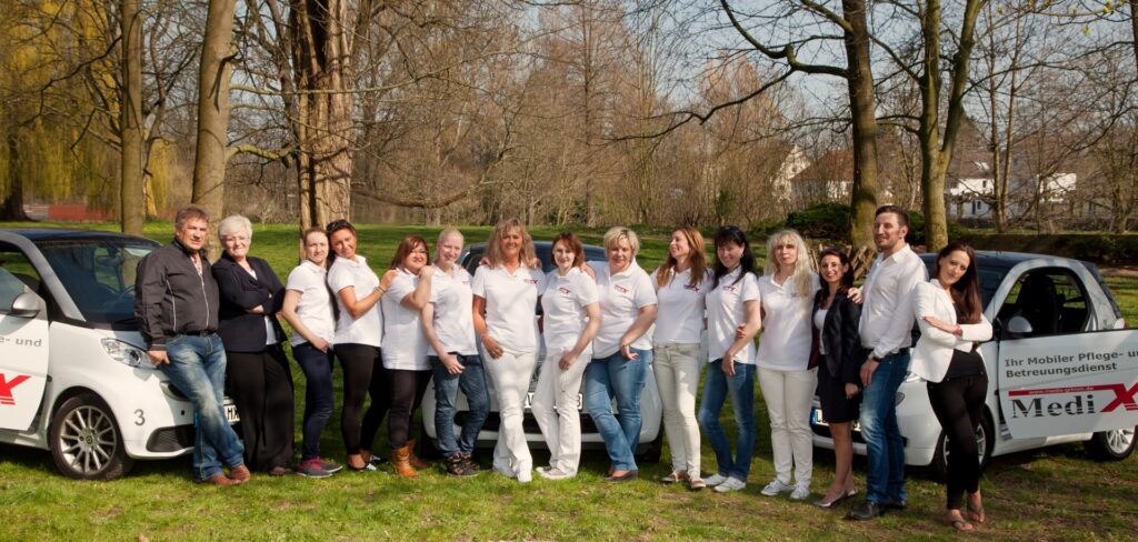 leverkusen ambulanter pflege und betreuungsdienst team e1746613811977 - Jobs Pflege Leverkusen - Medix Pflegedienst Leverkusen